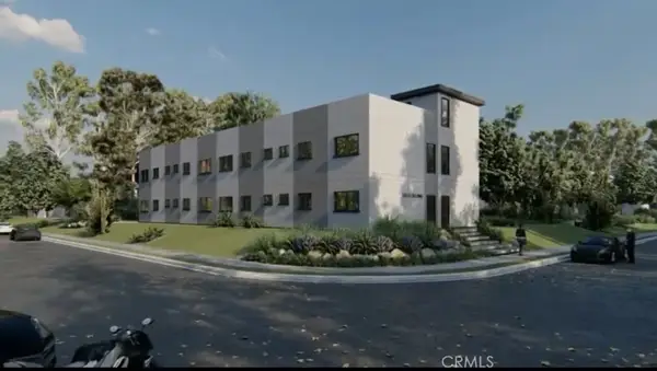 14233 Delano, Van Nuys, CA 91401