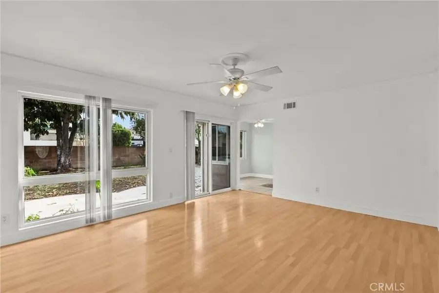 10544 Stanwin Avenue, Mission Hills, CA 91345 - #3