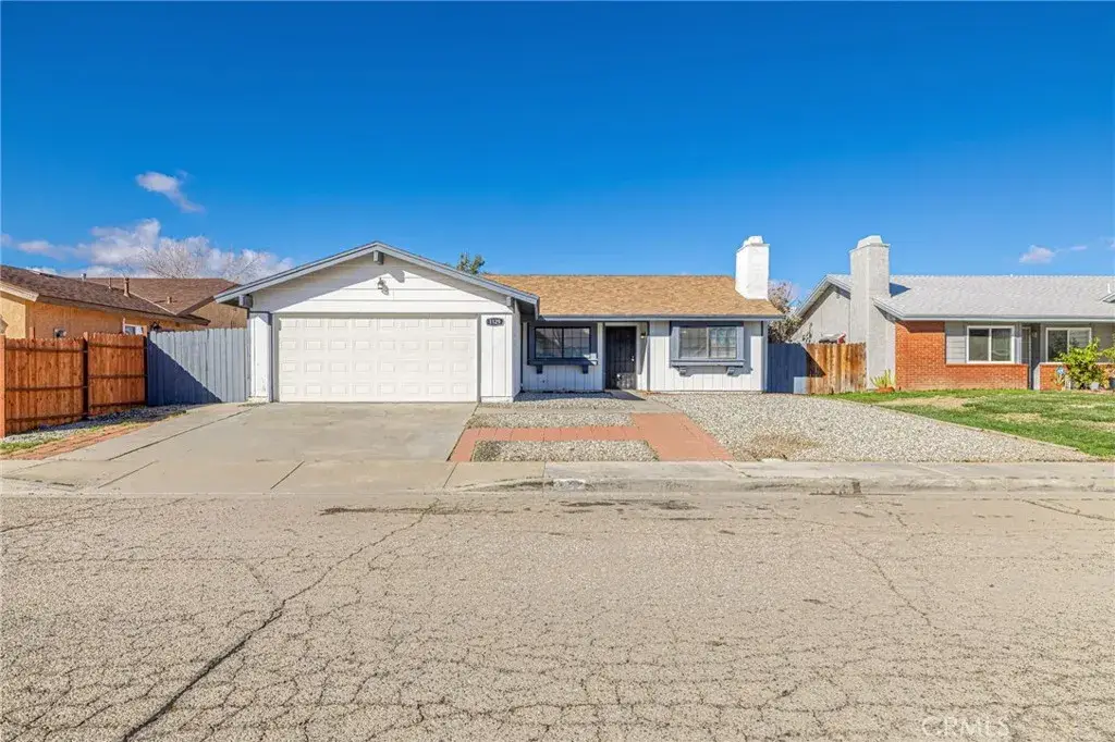 1129 Lightcap, Lancaster, CA 93535 - #1