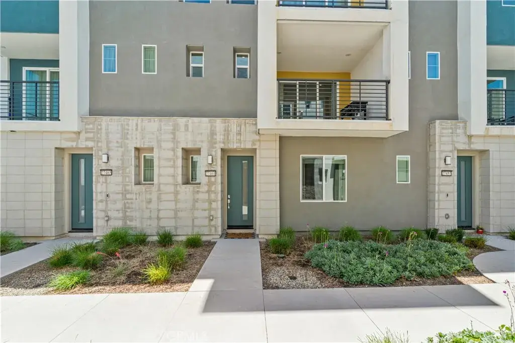 27461 Viero Place, Valencia, CA 91381 - #1