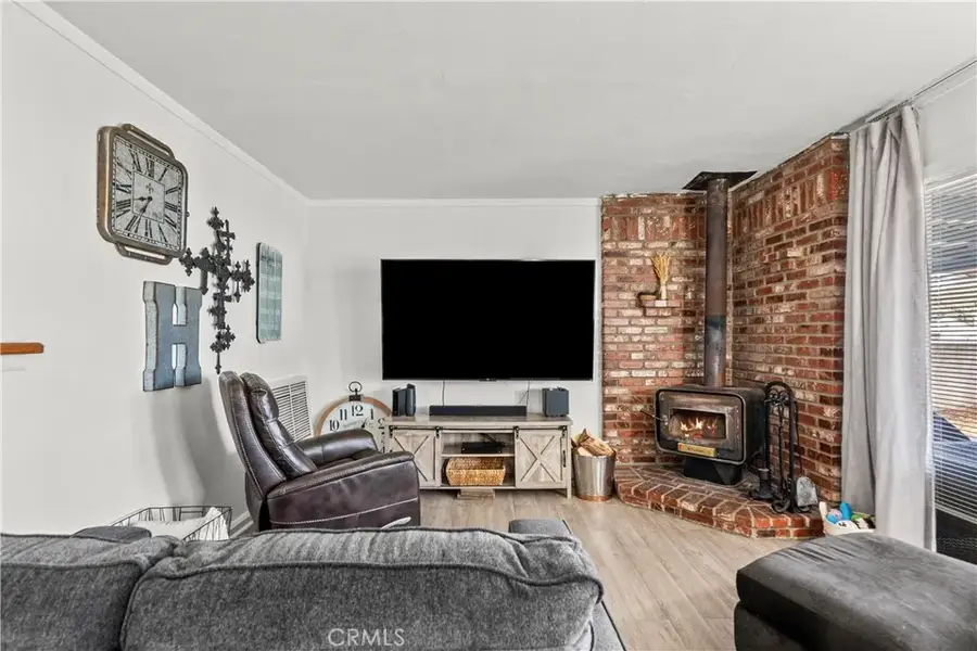 9908 Woodley Avenue, North Hills, CA 91343 - #3