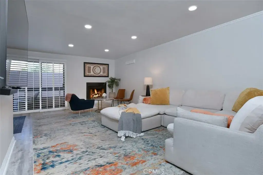 11911 Magnolia Boulevard #16, Valley Village, CA 91607 - #1