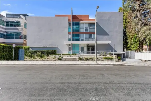 4807 Woodley Avenue #208, Encino, CA 91436