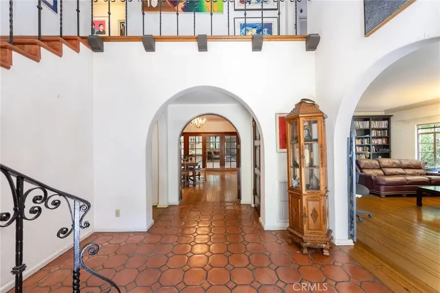 3653 Shannon, Los Angeles, CA 90027 - #3