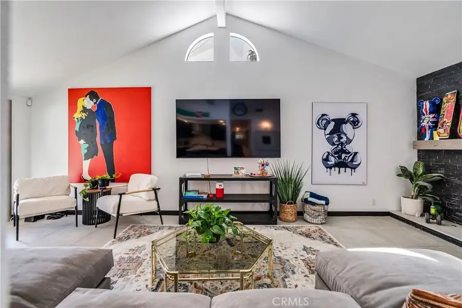 7702 De Soto, Canoga Park, CA 91304 - #3