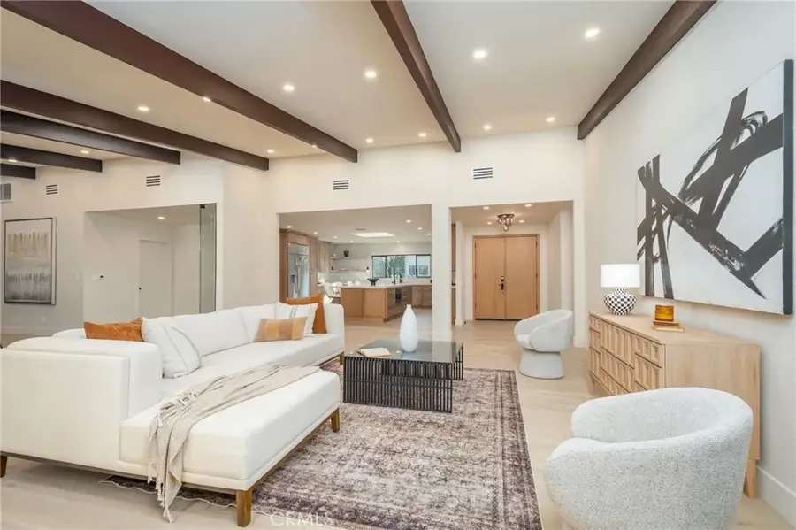 18611 Rocoso Place, Tarzana, CA 91356 - #3