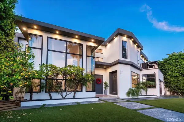 17917 Valley Vista Boulevard, Encino, CA 91316