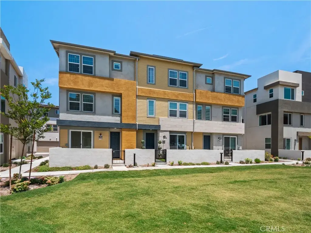 27148 Valley Oak Place, Valencia, CA 91381 - #1