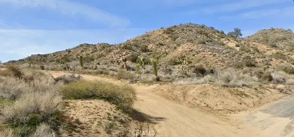 1 Elk, Yucca Valley, CA 92284