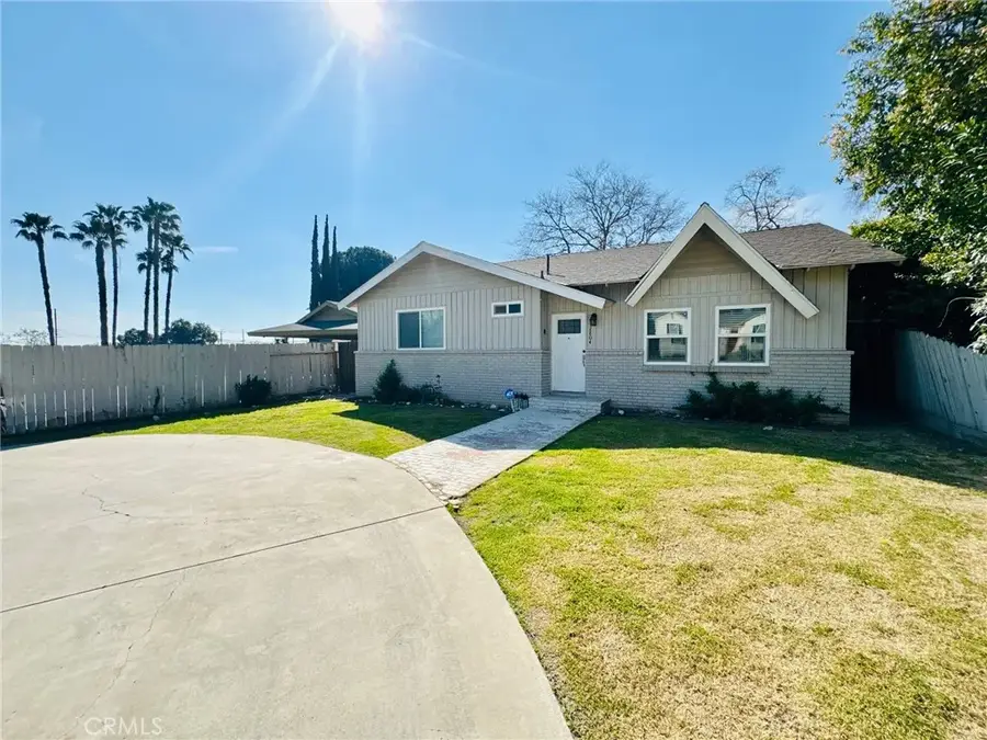2804 Elmwood, Bakersfield, CA 93305 - #2