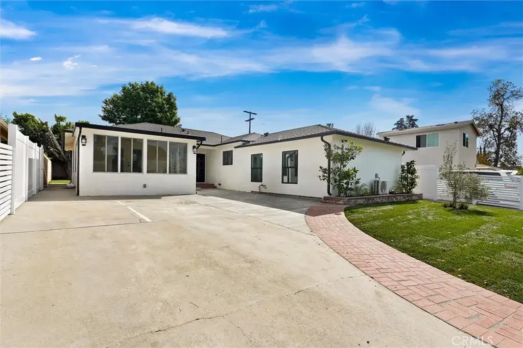 6852 Atoll Avenue, North Hollywood, CA 91605 - #1