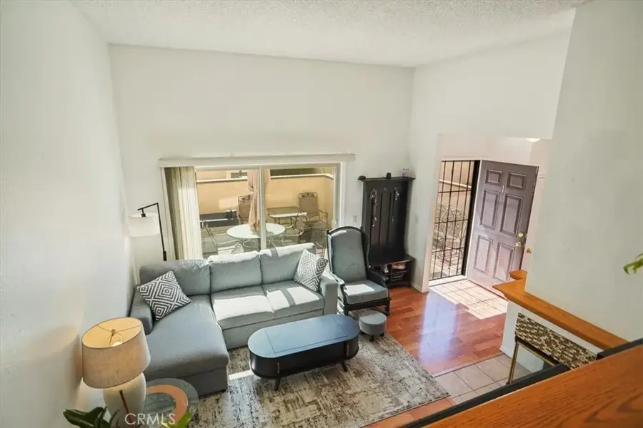 27617 Nugget Drive #1, Canyon Country, CA 91387 - #3