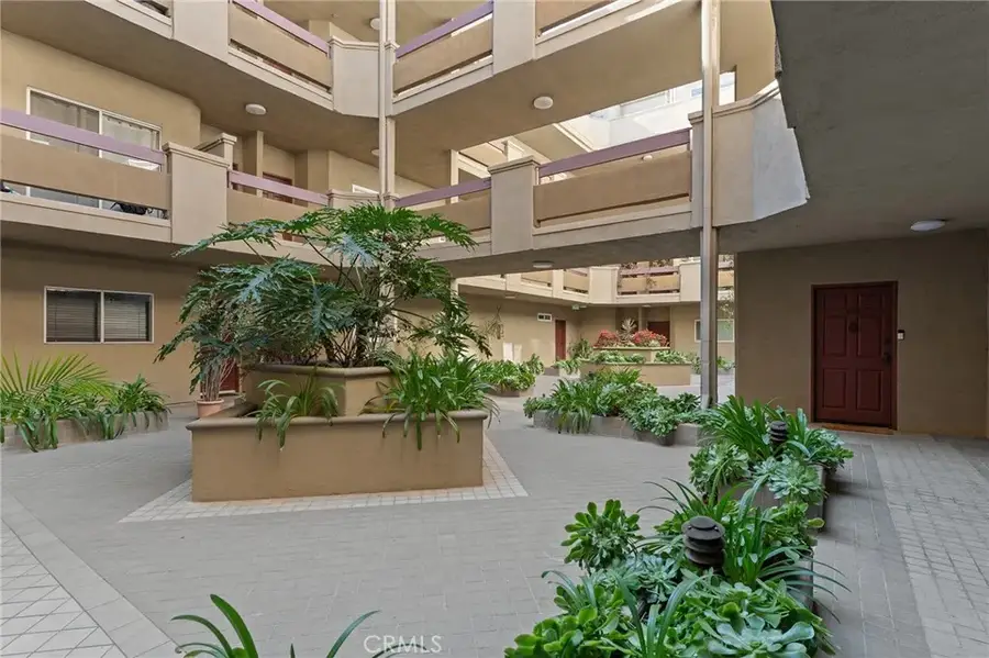 4301 Fulton Avenue #205, Sherman Oaks, CA 91423 - #2
