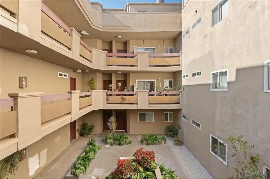 4301 Fulton Avenue #205, Sherman Oaks, CA 91423 - #3