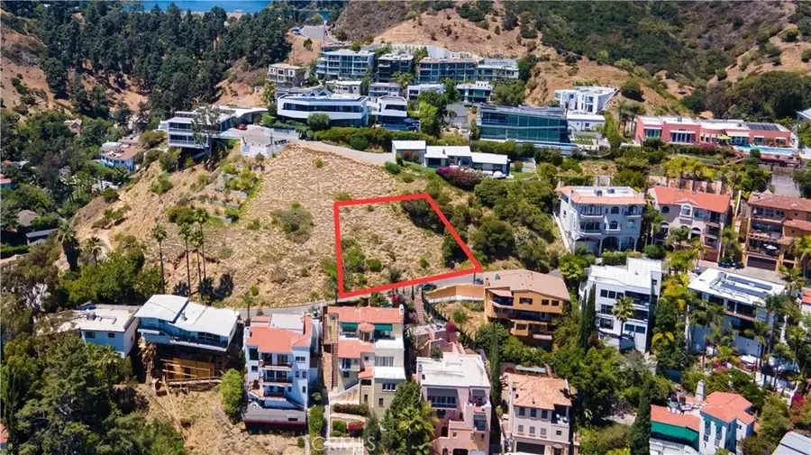 0 Quebec, Los Angeles, CA 90068 - #2