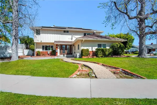 6508 Moorcroft Avenue, Woodland Hills, CA 91303