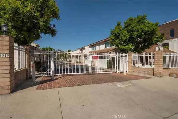 18319 Collins, Tarzana, CA 91356