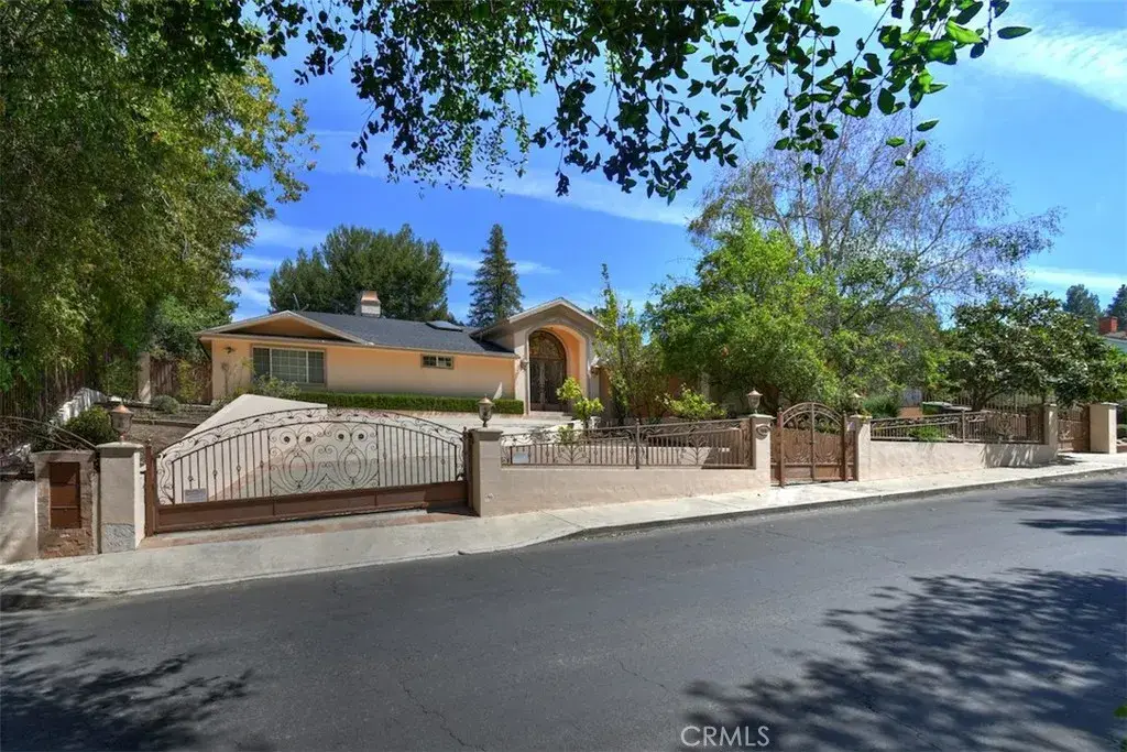 16641 Adlon, Encino, CA 91436 - #1