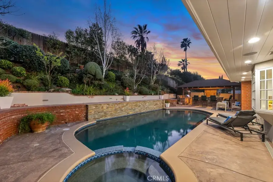 21438 Mulholland, Woodland Hills, CA 91364 - #3