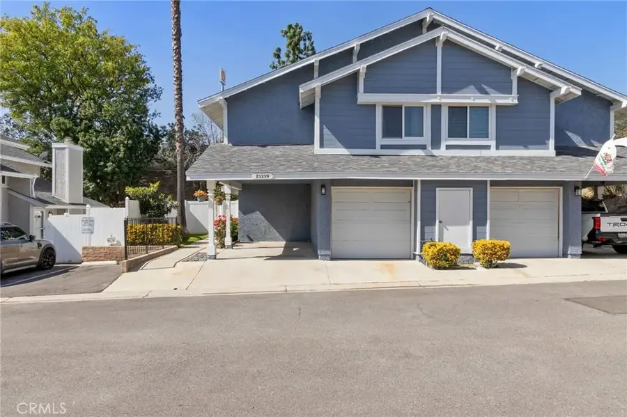 25259 Avenida Dorena, Newhall, CA 91321 - #3