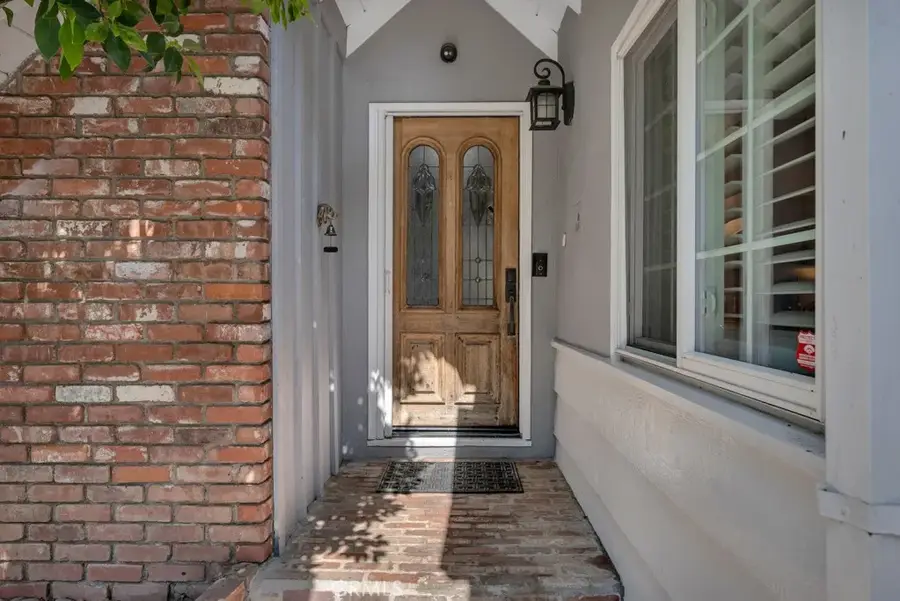 22117 Ybarra, Woodland Hills, CA 91364 - #3