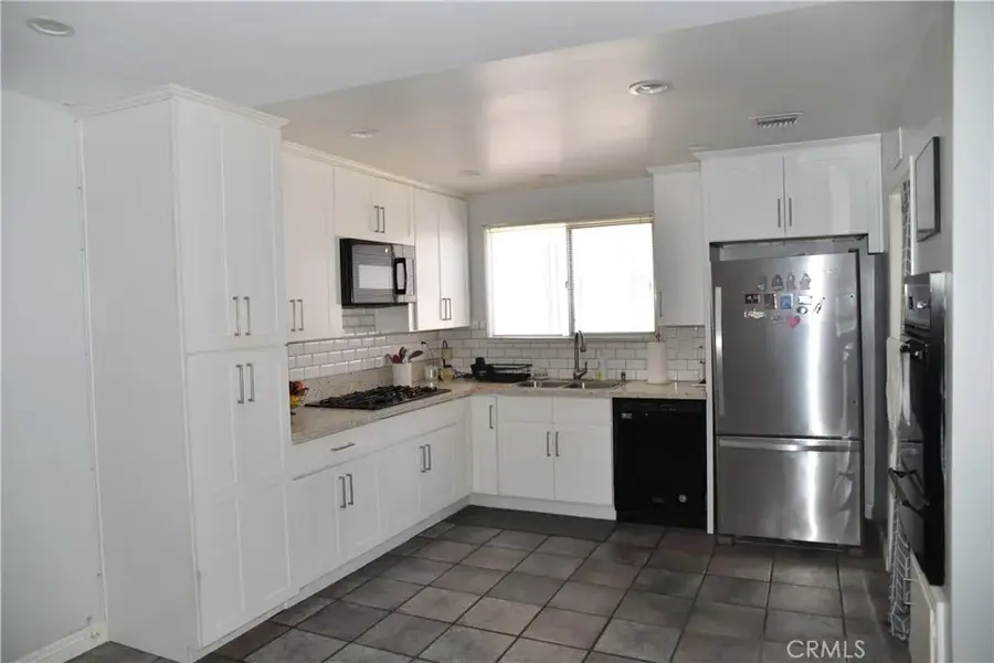 24118 Archwood, West Hills, CA 91307 - #3