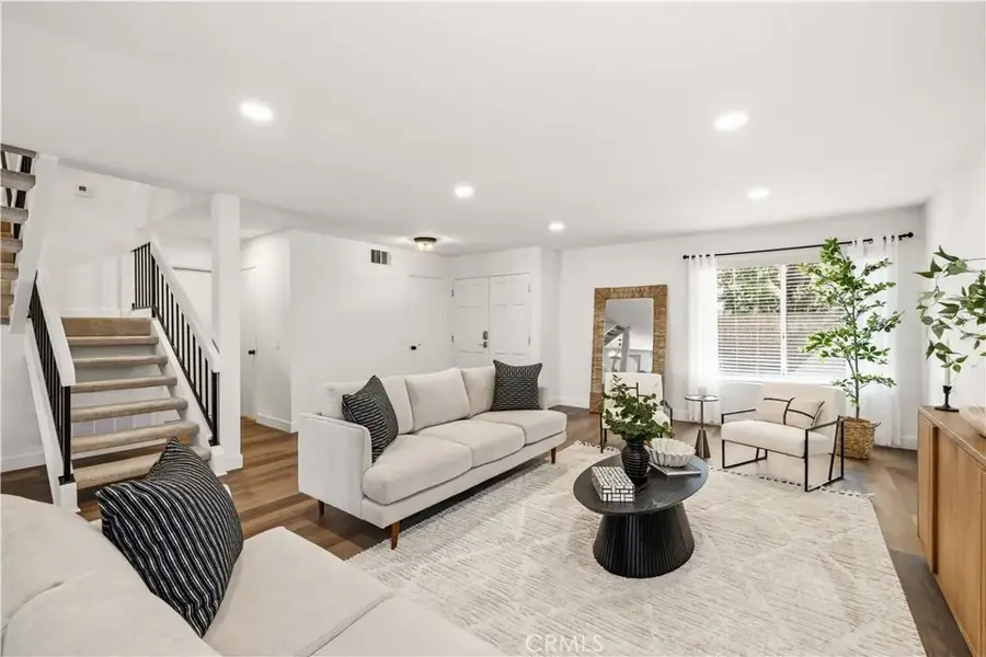 24603 Little Oak, Newhall, CA 91321 - #3