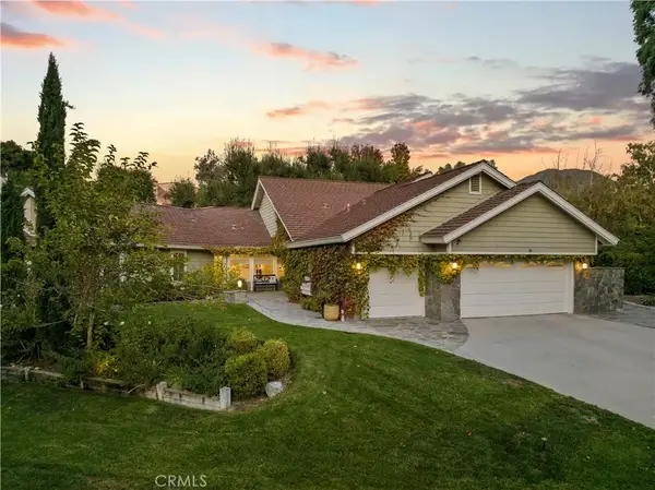 15533 Saddleback Drive, Canyon Country, CA 91387