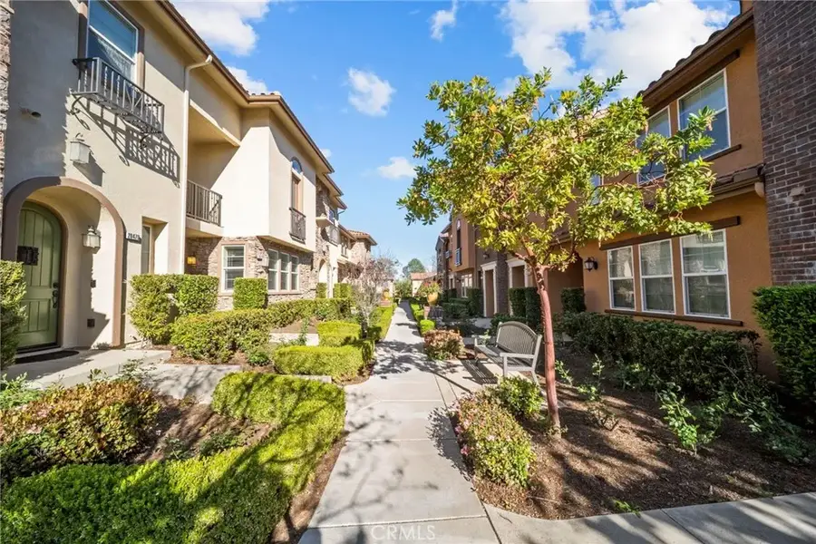 28472 Herrera, Valencia, CA 91354 - #2