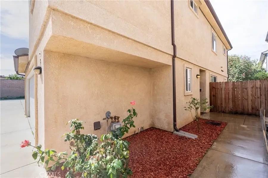 9155 Cedros #8, Panorama City, CA 91402 - #2