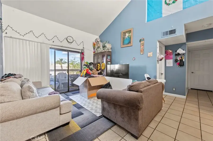 25027 Peachland Avenue #260, Newhall, CA 91321 - #3