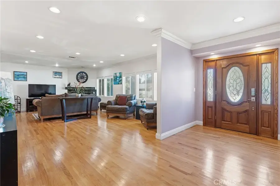 21904 Galvez, Woodland Hills, CA 91364 - #3