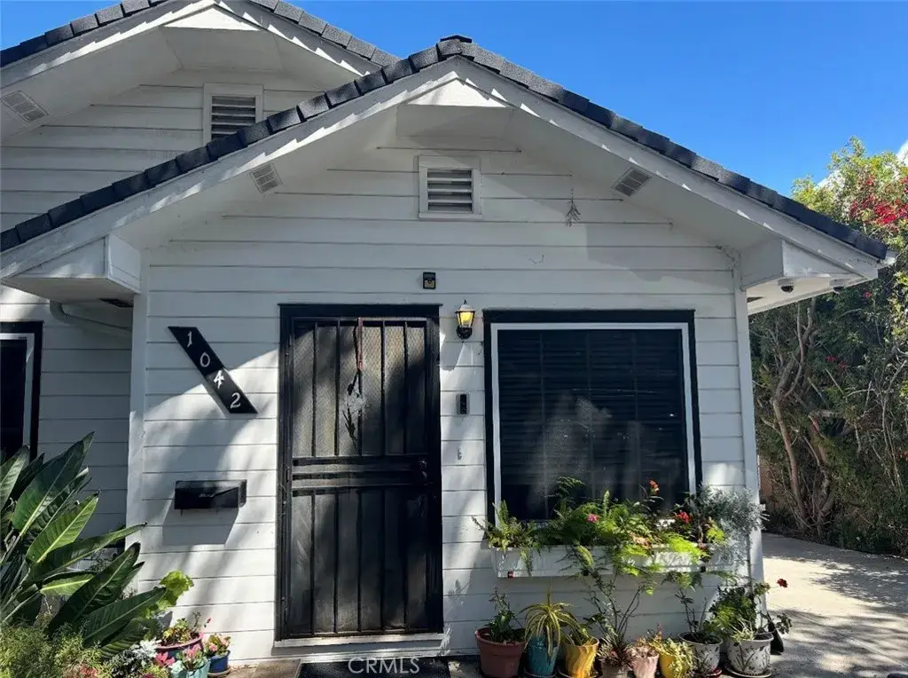 1042 W 15th, San Pedro, CA 90731 - #1