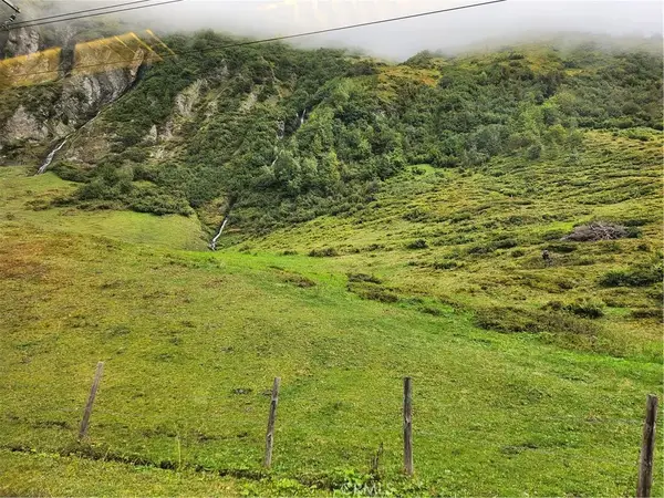 160 160th W, Fairmont, CA 93536