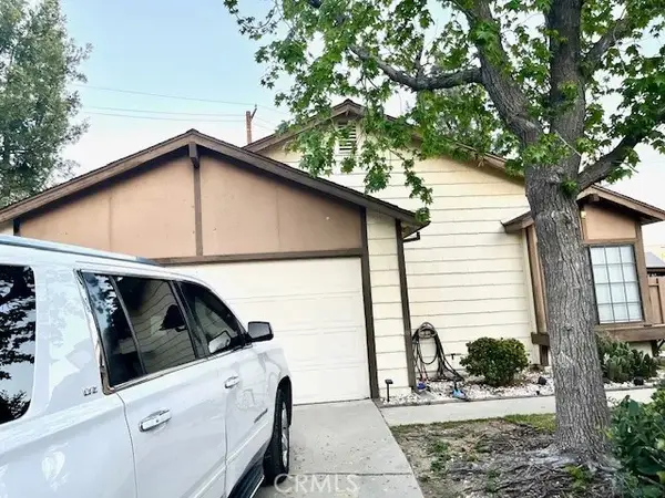 13930 Olive Grove, Sylmar, CA 91342