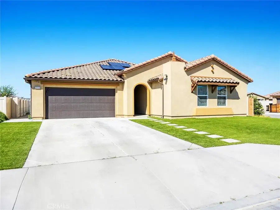 2113 E Donatello Street, Lancaster, CA 93535 - #2