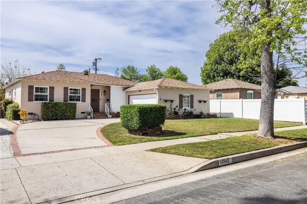 10145 Noble, San Fernando Valley, CA 91345 - #1