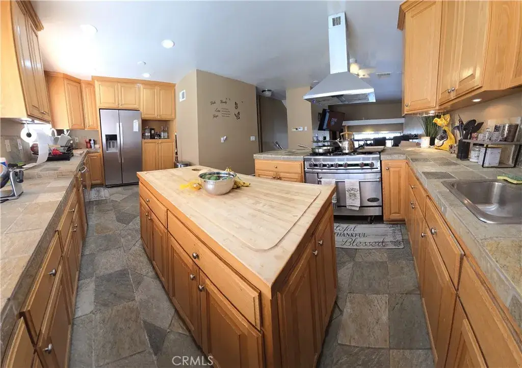 27657 Ironstone Drive #2, Canyon Country, CA 91387 - #1