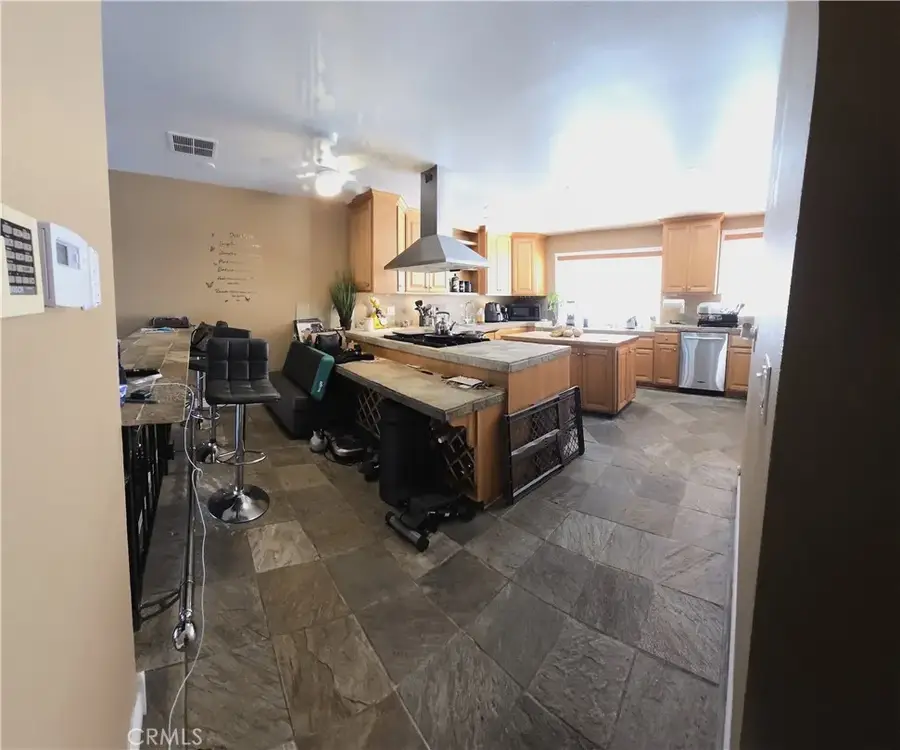 27657 Ironstone Drive #2, Canyon Country, CA 91387 - #2