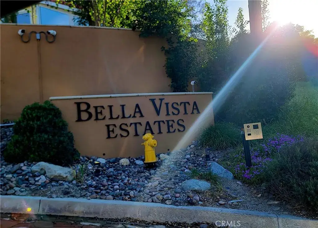 24901 Bella Vista, Newhall, CA 91321 - #1