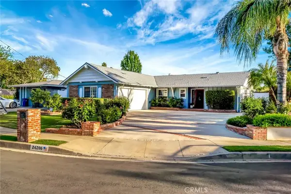 24206 Saint Edens, West Hills, CA 91307