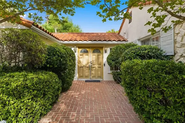 5220 Collier Place, Woodland Hills, CA 91364