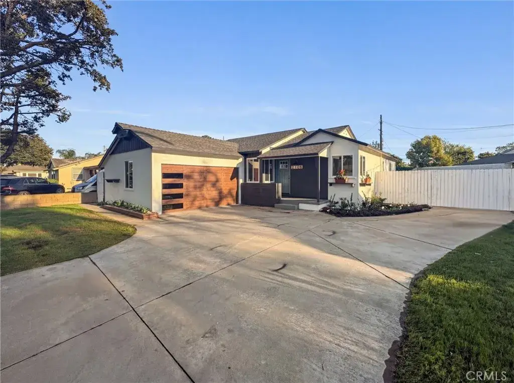 2106 W Cerritos, Anaheim, CA 92804 - #1