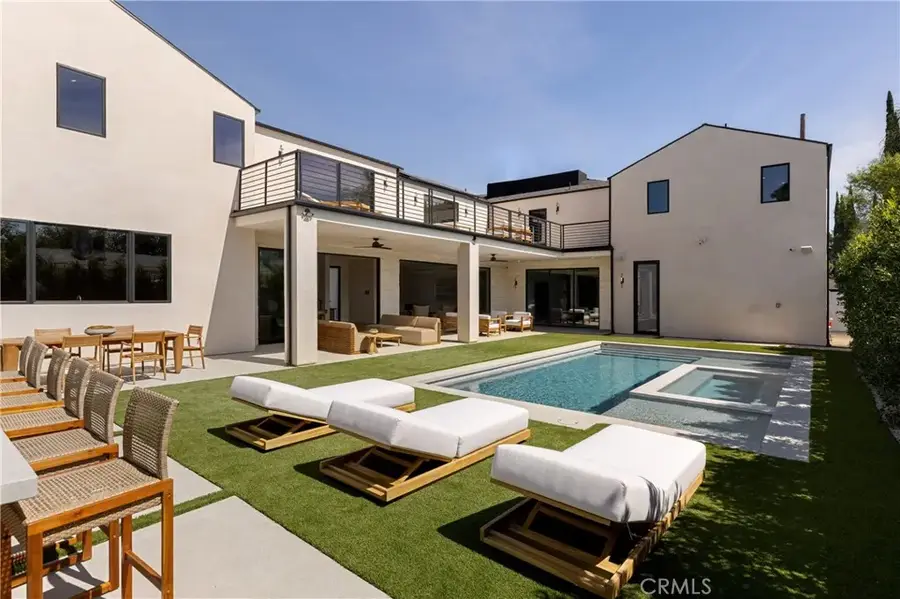 15202 Hesby Street, Sherman Oaks, CA 91403 - #3