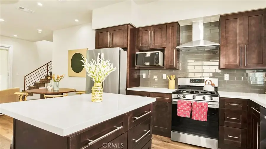 9237 Wakefield Avenue #11, Panorama City, CA 91402 - #3
