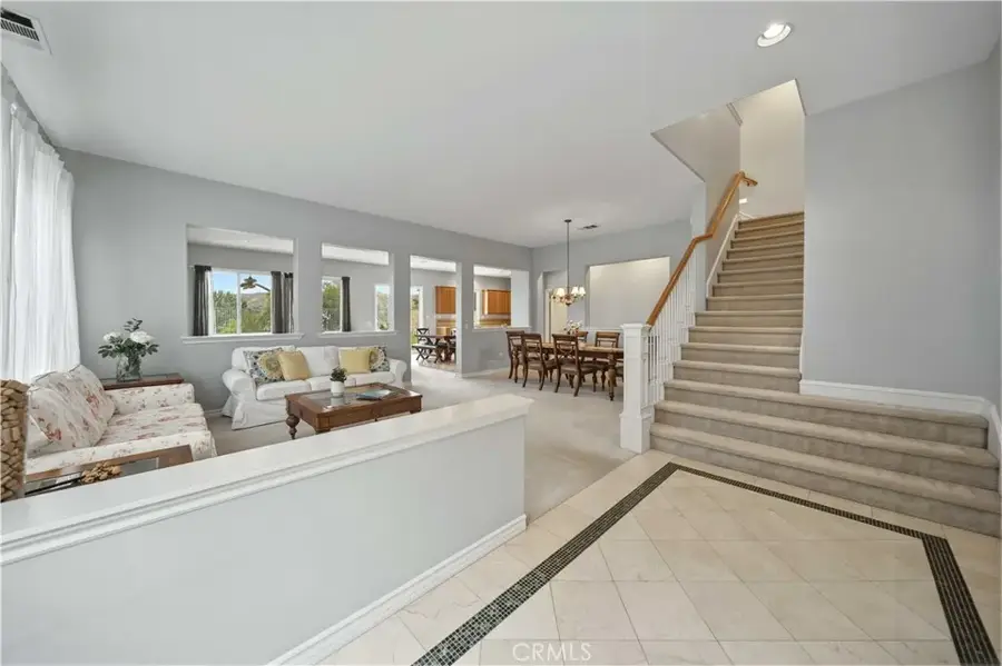 28653 Crown Heights Court, Canyon Country, CA 91387 - #3