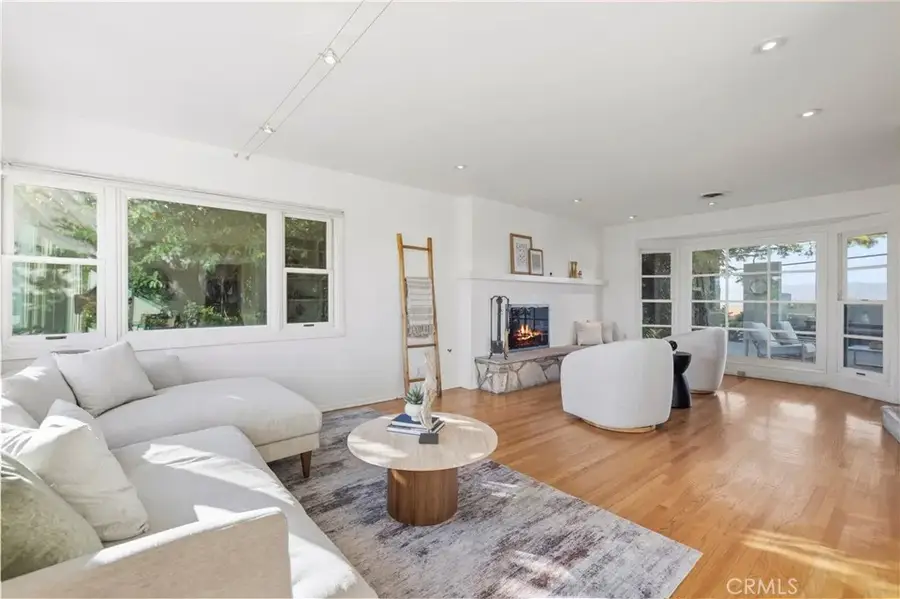 8615 Skyline Drive, Los Angeles, CA 90046 - #3