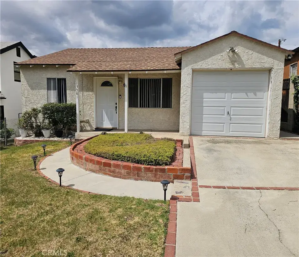 13281 Dyer, Sylmar, CA 91342 - #1