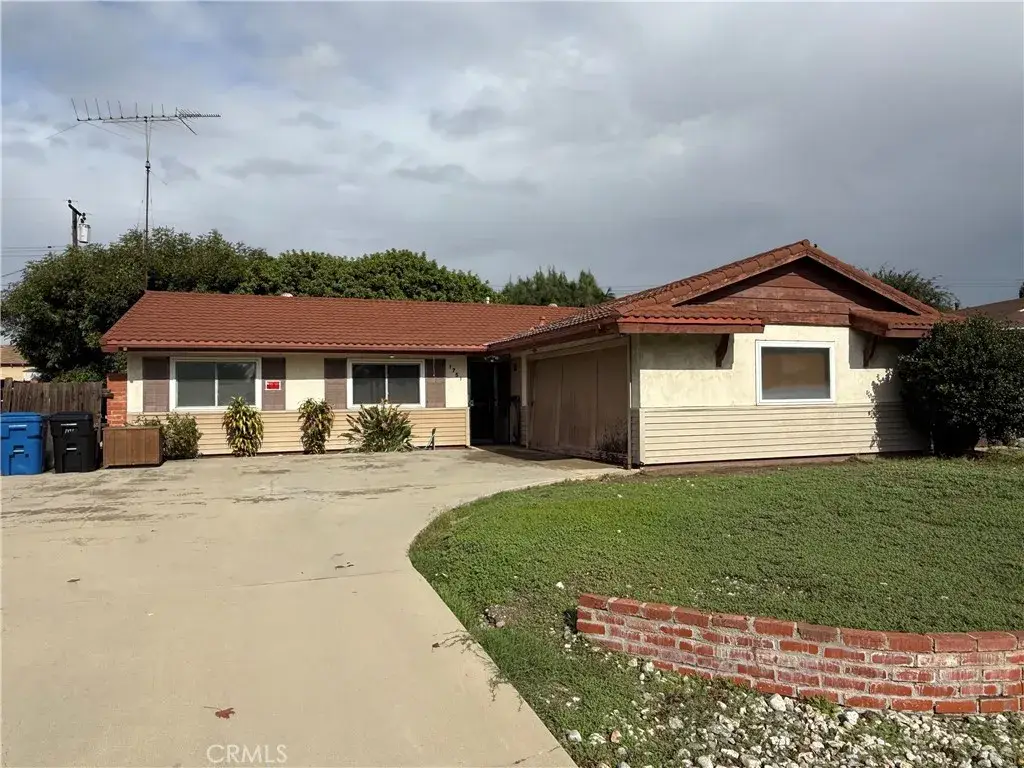 1751 E Jefferson Avenue, Pomona, CA 91767 - #1