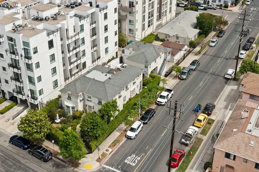 1056 S Serrano, Los Angeles, CA 90006 - #2